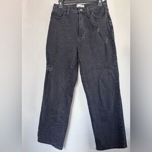 Women’s Straight-Leg Jeans